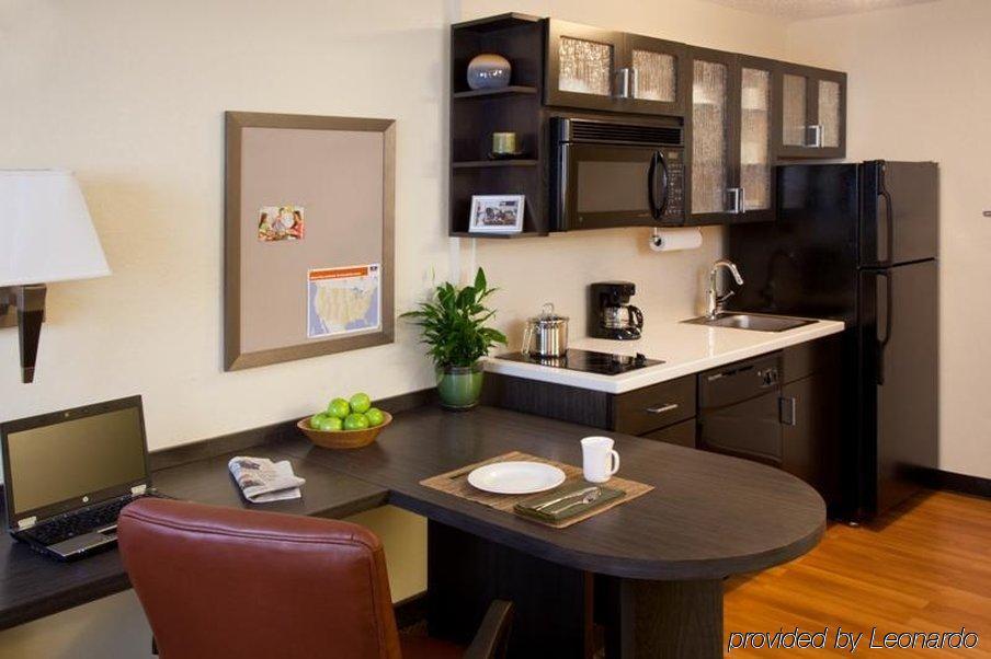 Sonesta Simply Suites Detroit Troy Szoba fotó